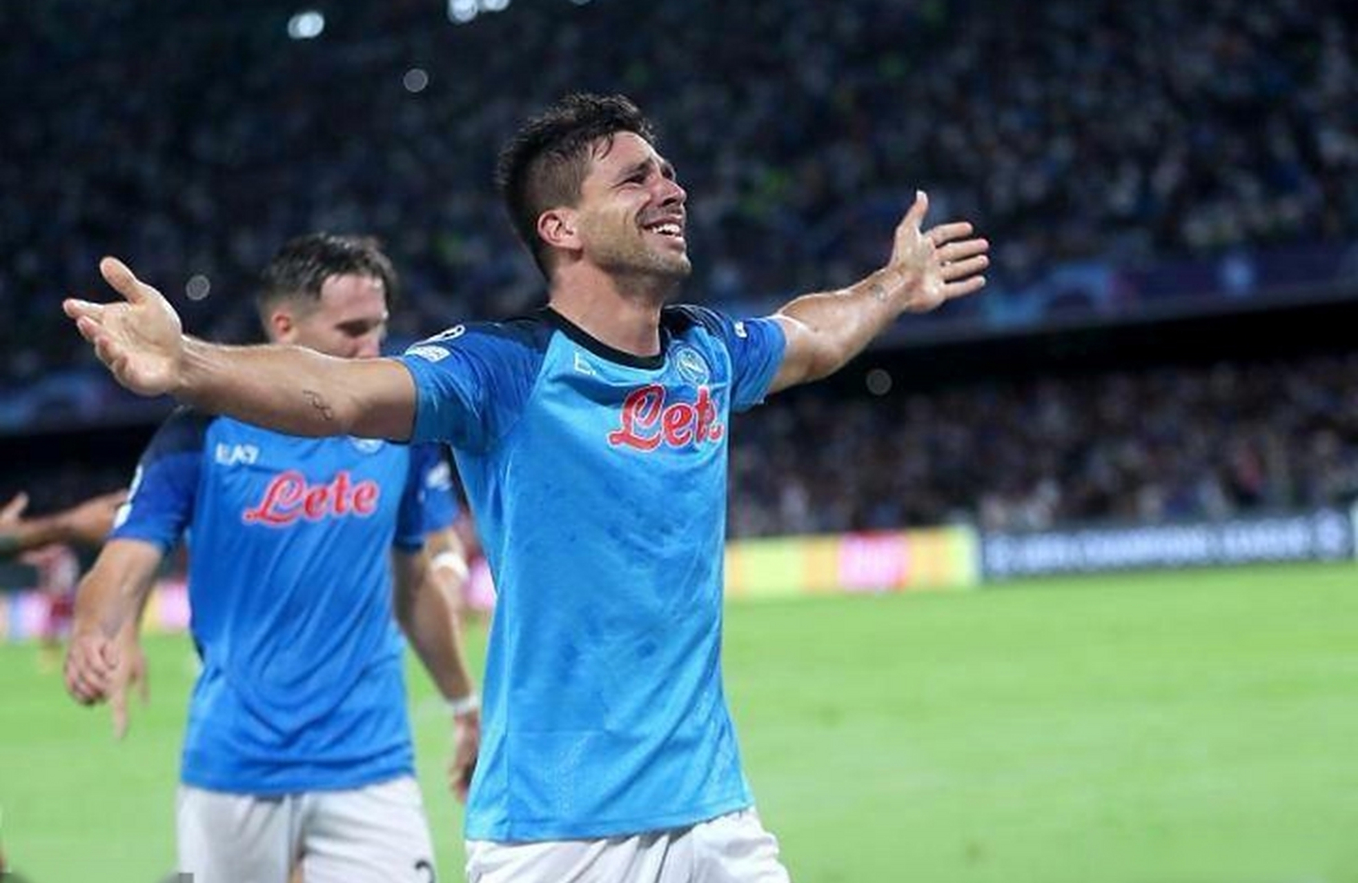 开云-今夜那不勒斯备战荷甲，再遭质疑细节曝光，底气十足，临场指挥获称赞的简单介绍